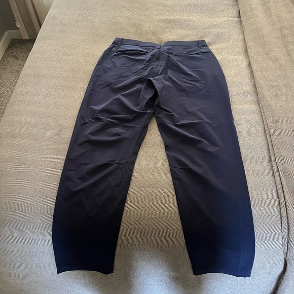 Fabletics Men’s The Only Pant Navy Small - Picture 4 of 4